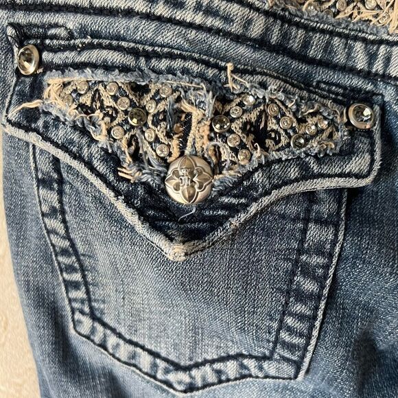 Miss Me JP6151B Boot Cut Low Rise Jeans Crystal Studded Flap Pockets medium wash - Picture 12 of 15